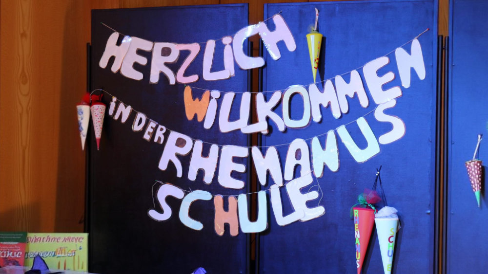 Großes Kino in der Aula: Wenn aus Grundschulkindern plötzlich Förderstufenprofis werden