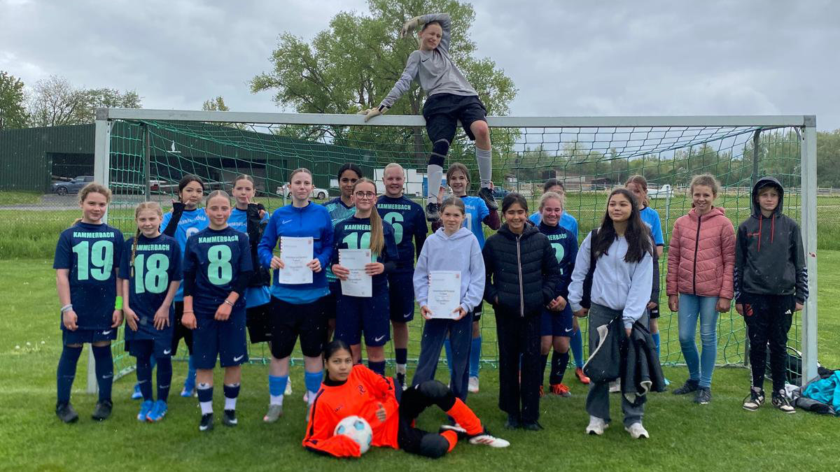 Triumph, Drama und Teamgeist: Unsere Fußball-Teams geben alles auf dem Platz- Jugend trainiert für Olympia!